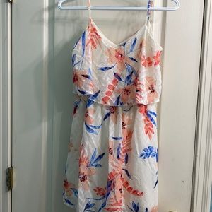 Flowy floral casual dress for teens